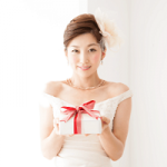 ゲストに喜ばれるアイテムは?結婚式で人気の引き出物・プチギフト
