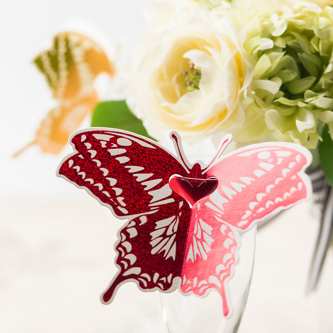 BUTTERFLY CARD red蝶カード　レッド