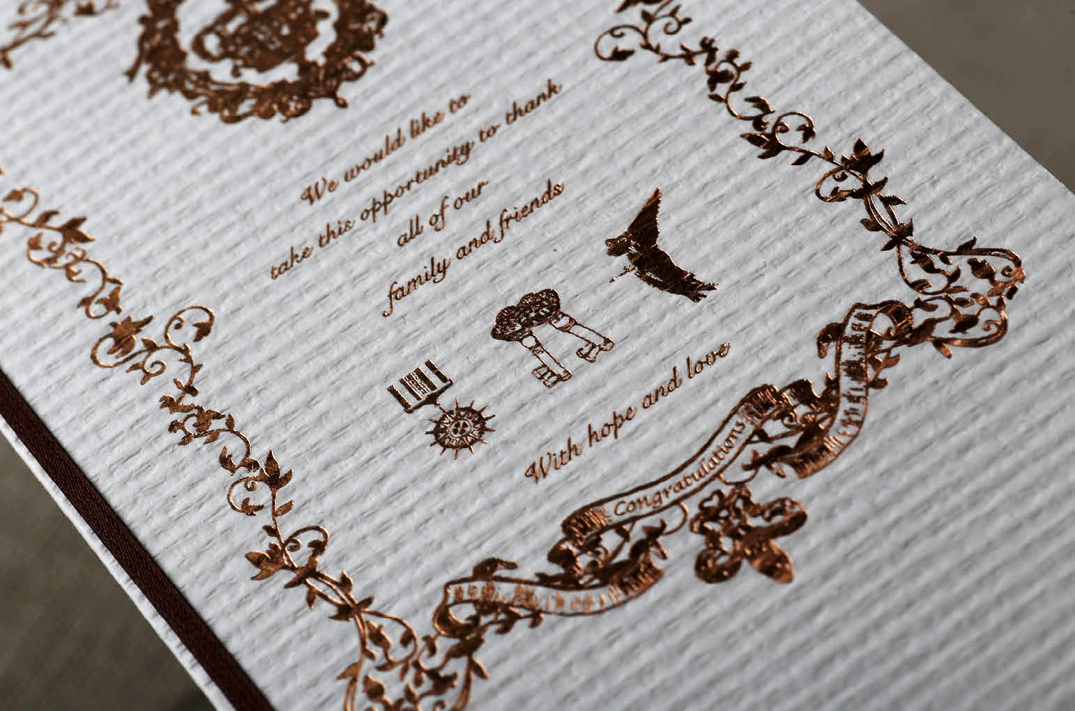 GOTHIC CHARM whiteゴシックチャーム　白　A4